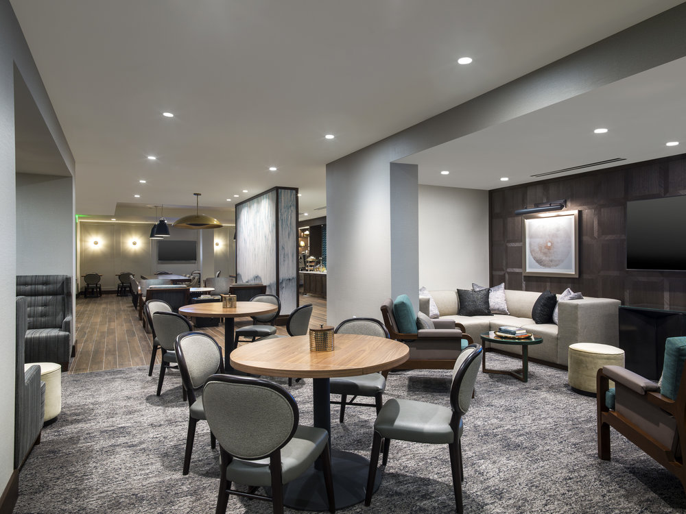 SheratonFishermansWharf_Sheraton Club Full View_CreditMichaelWeber.jpg