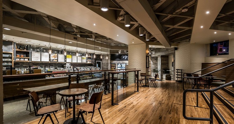 1-hyde-and-beach-starbucks-in-san-francisco